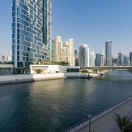 Appartement Cozy And Stunning Waterfront One Bed à Dubaï Extérieur photo