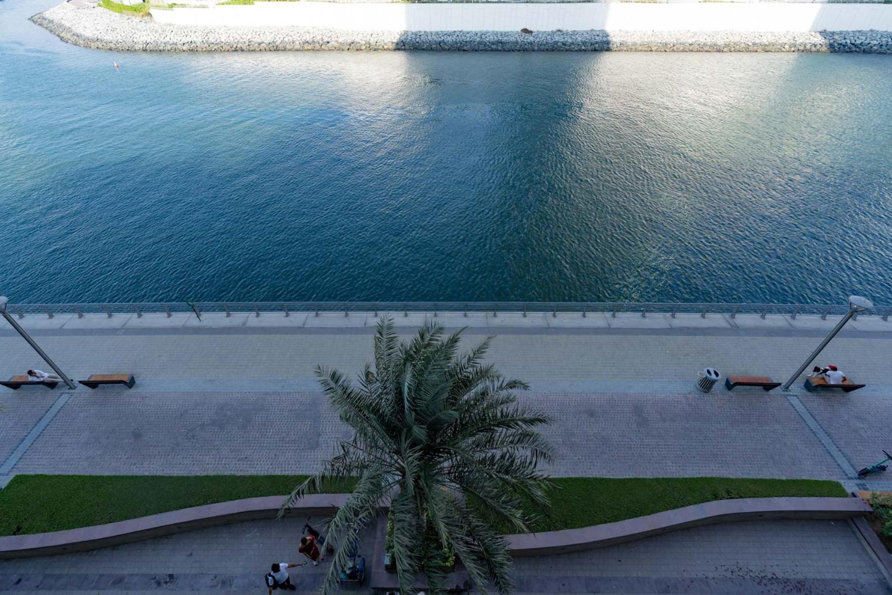 Appartement Cozy And Stunning Waterfront One Bed à Dubaï Extérieur photo
