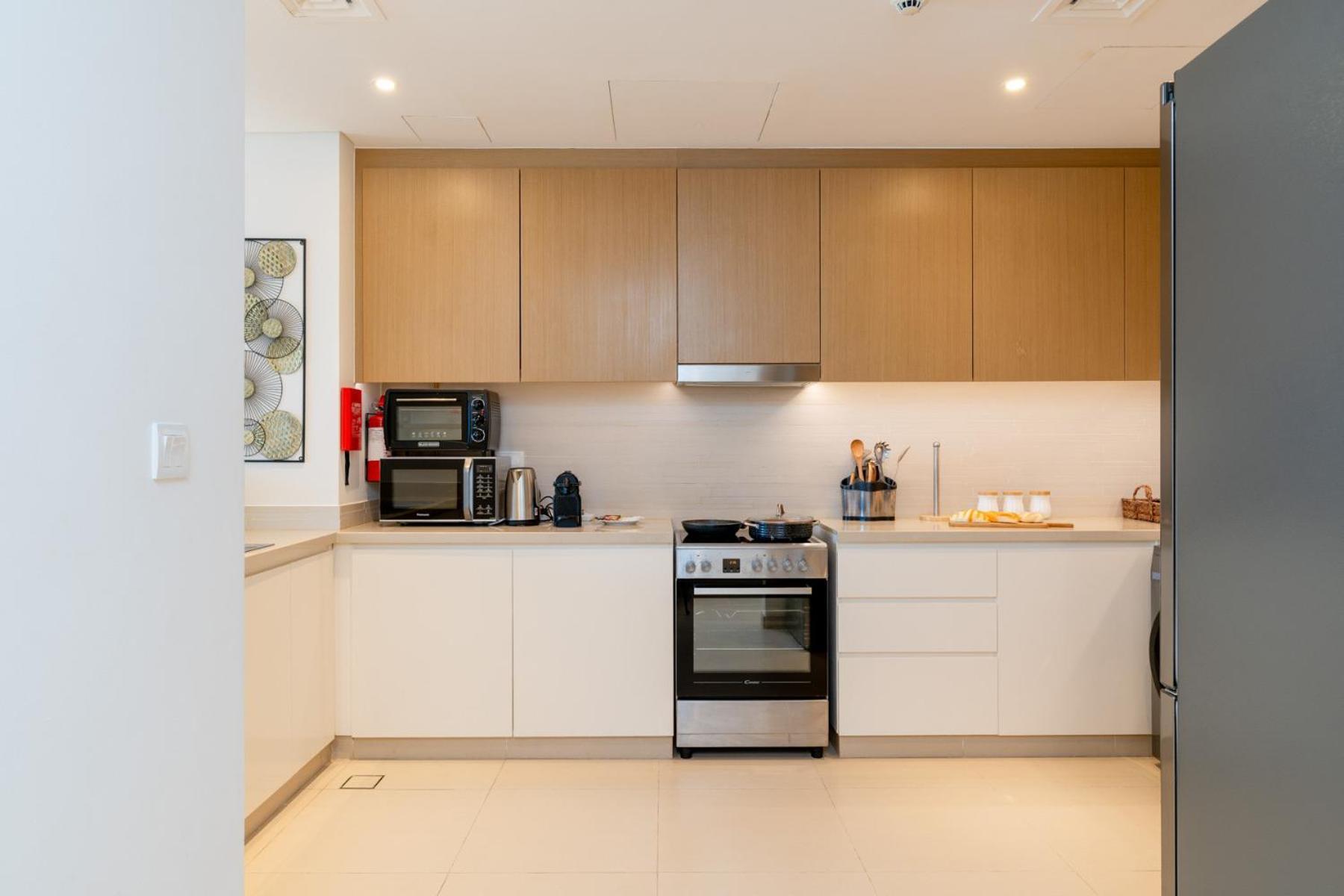 Appartement Cozy And Stunning Waterfront One Bed à Dubaï Extérieur photo
